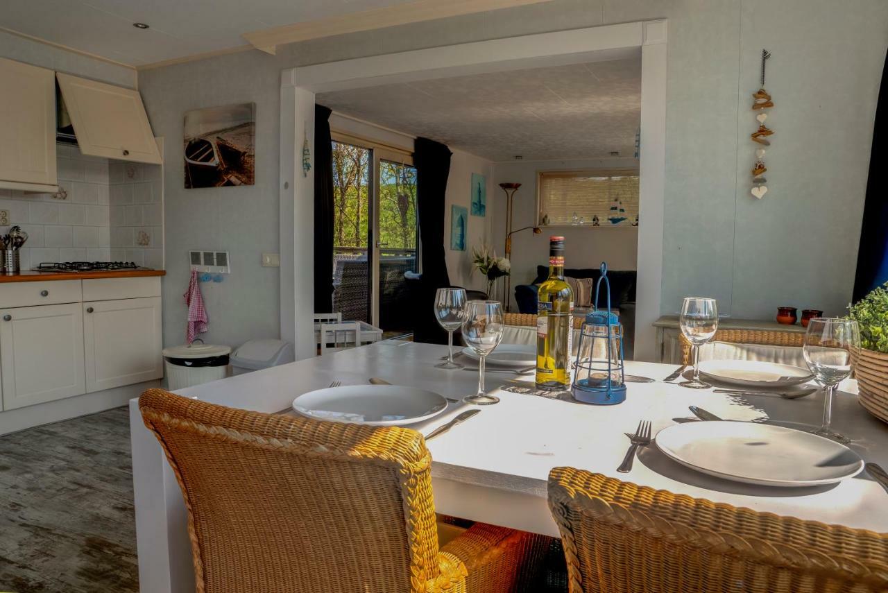 Chaletparc Krabbenkreek Zeeland - Chalet 50 Sint Annaland Exteriör bild